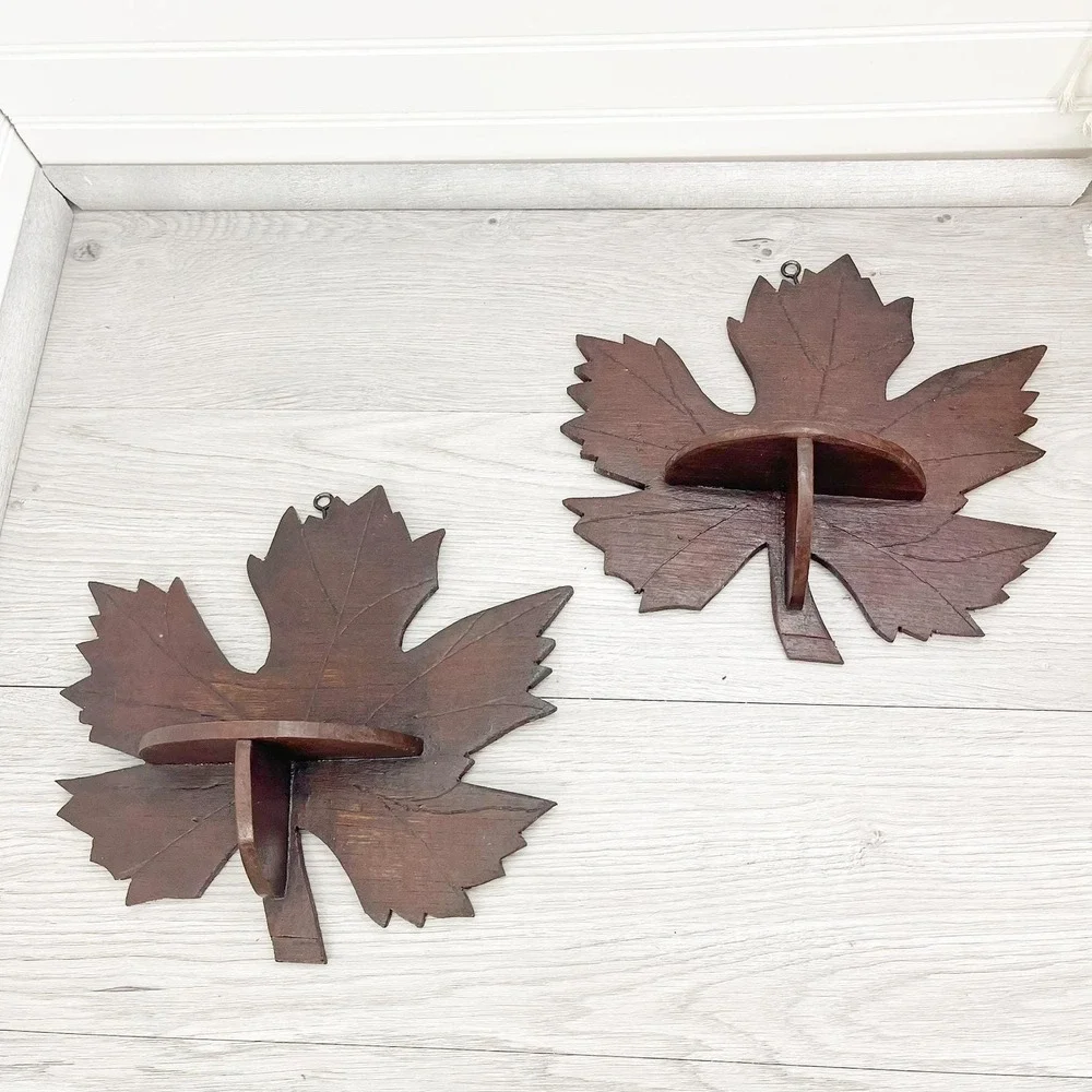 Vintage Maple Leaf Wooden Shelf Set: Mid-Century‎ Modern Decor